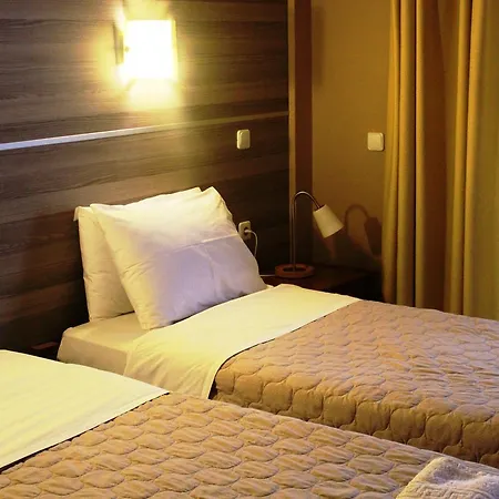 Park 2* פוליקסטרון